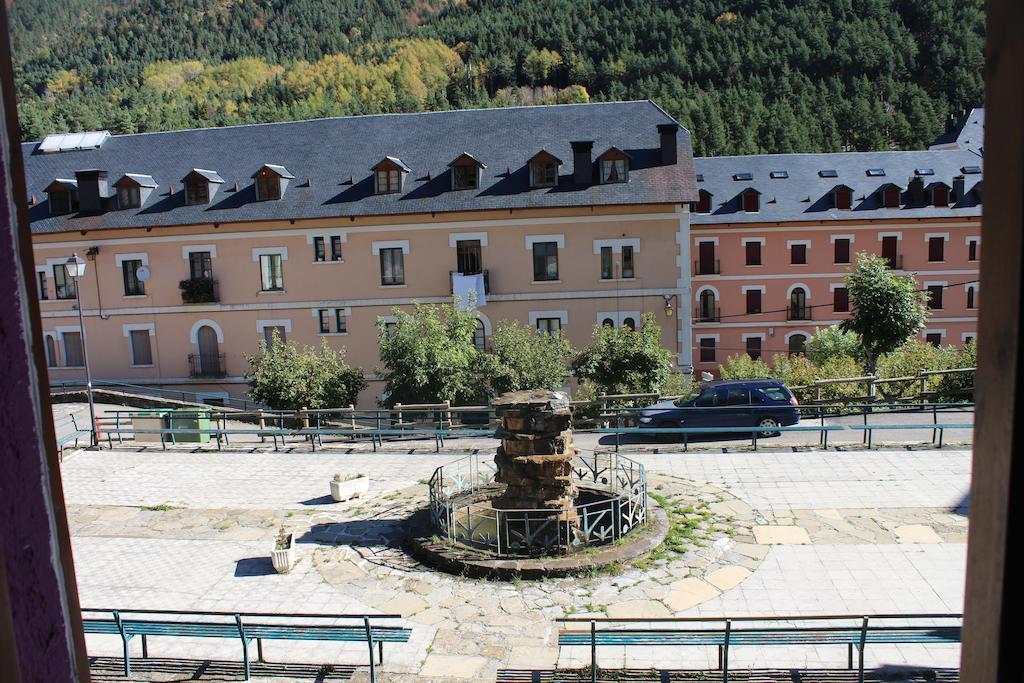 Albergue de Canfranc Estación Quarto foto