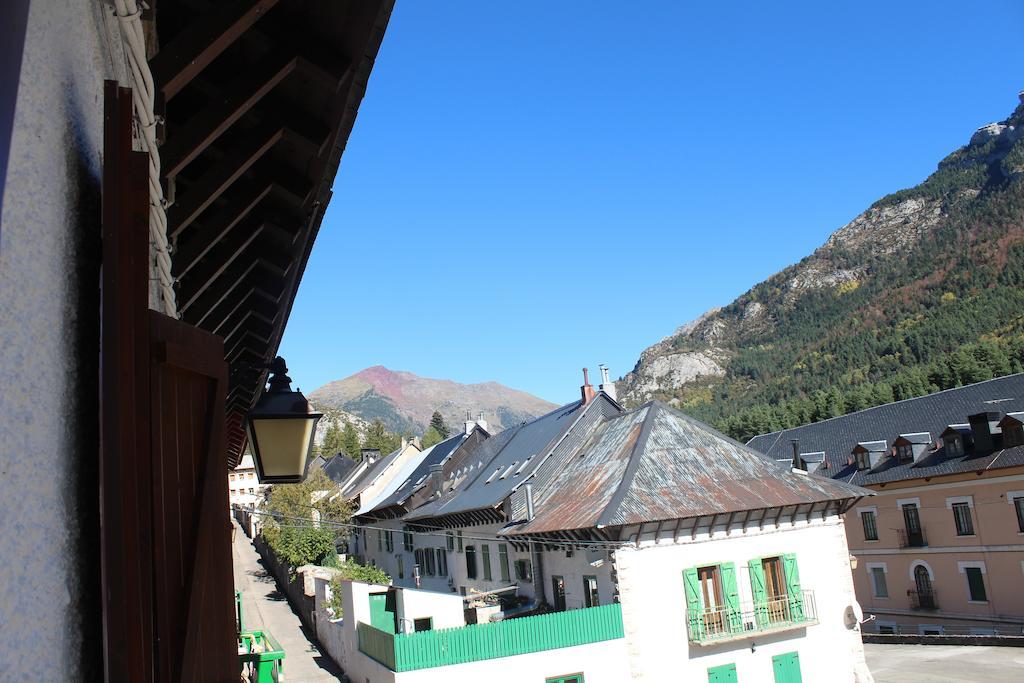 Albergue de Canfranc Estación Quarto foto